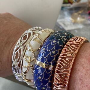 Manluck Bangels NWT